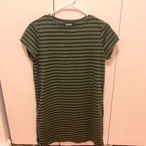T-shirt dress